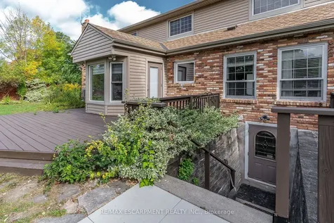 436 Goodram Drive Burlington ON L7L 2K1