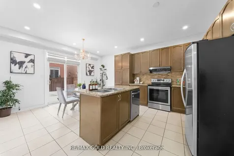 36 Ocean Ridge Drive E Brampton ON L6R 3K5