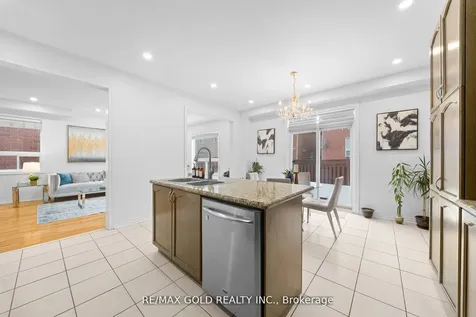 36 Ocean Ridge Drive E Brampton ON L6R 3K5