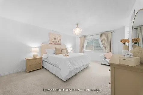 36 Ocean Ridge Drive E Brampton ON L6R 3K5