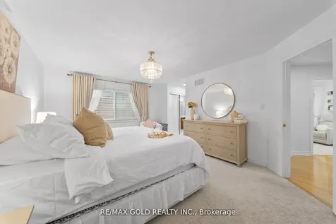 36 Ocean Ridge Drive E Brampton ON L6R 3K5