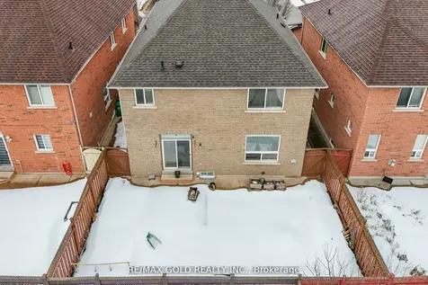 36 Ocean Ridge Drive E Brampton ON L6R 3K5