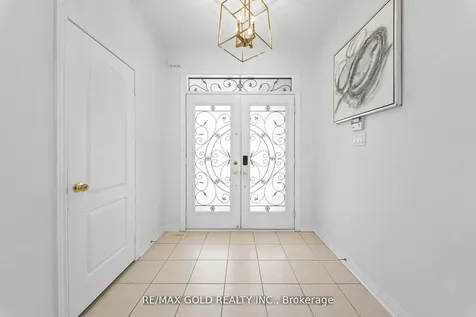 36 Ocean Ridge Drive E Brampton ON L6R 3K5