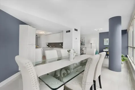 5 Rowntree Road Toronto ON M9V 5G9
