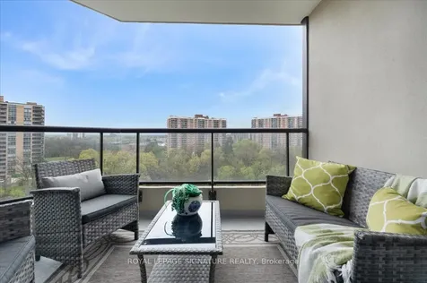 5 Rowntree Road Toronto ON M9V 5G9