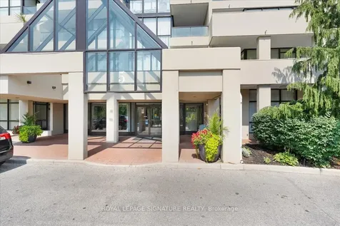 5 Rowntree Road Toronto ON M9V 5G9
