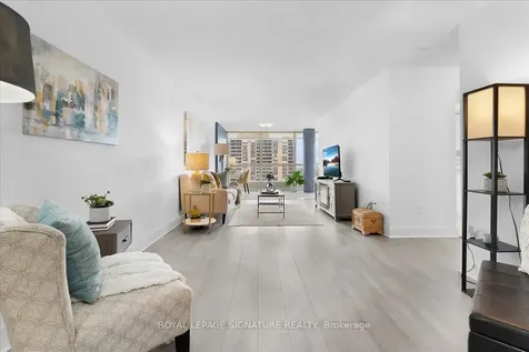 5 Rowntree Road Toronto ON M9V 5G9