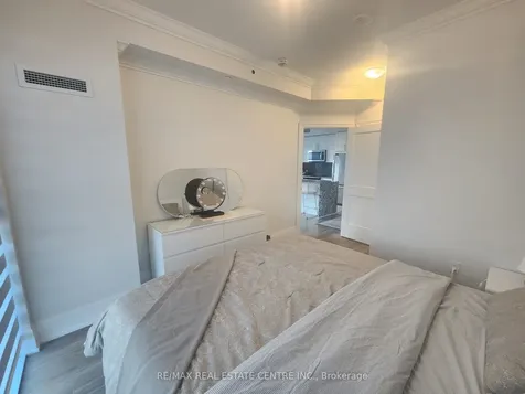 4085 Parkside Village Drive Mississauga ON L5B 0K9