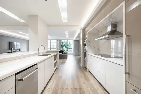 4085 Parkside Village Drive Mississauga ON L5B 0K9