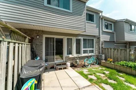 2050 Upper Middle Road Burlington ON L7P 3R9