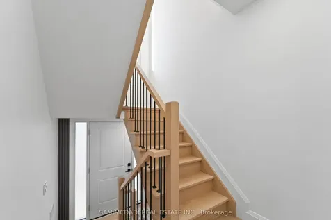 25 Falstaff Avenue Toronto ON M6L 2C6