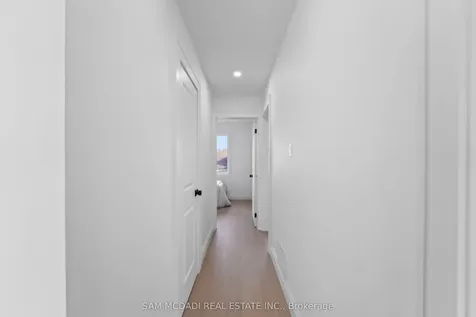 25 Falstaff Avenue Toronto ON M6L 2C6