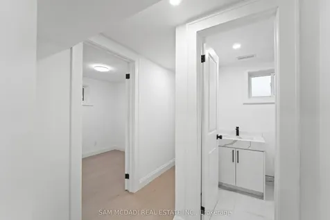 25 Falstaff Avenue Toronto ON M6L 2C6