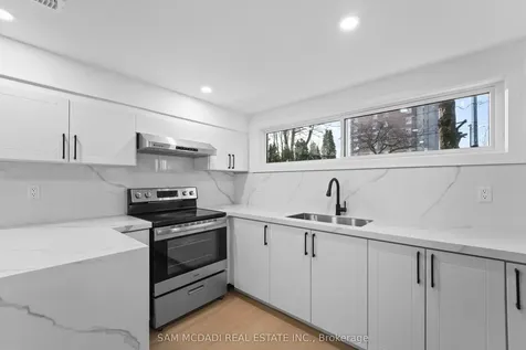 25 Falstaff Avenue Toronto ON M6L 2C6