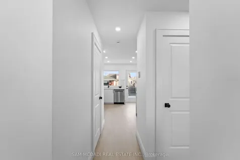 25 Falstaff Avenue Toronto ON M6L 2C6