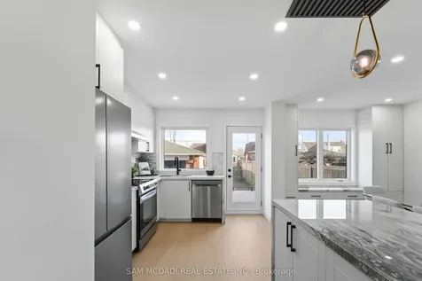 25 Falstaff Avenue Toronto ON M6L 2C6