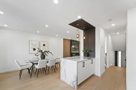 25 Falstaff Avenue Toronto ON M6L 2C6