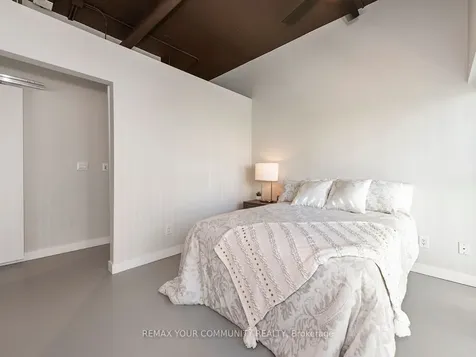 2 Fieldway Road Toronto ON M8Z 0B9