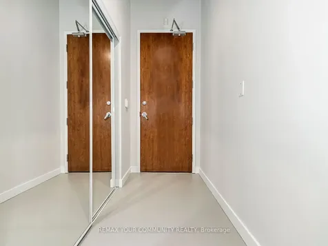 2 Fieldway Road Toronto ON M8Z 0B9