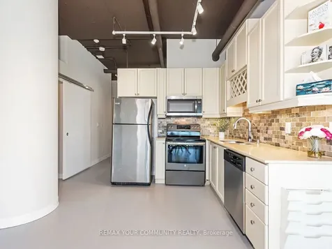 2 Fieldway Road Toronto ON M8Z 0B9