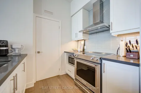 4055 Parkside Village Drive Mississauga ON L5B 0K8