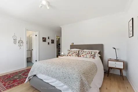 2289 Owlridge Drive Oakville ON L6M 3S9