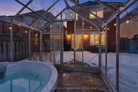 2289 Owlridge Drive Oakville ON L6M 3S9