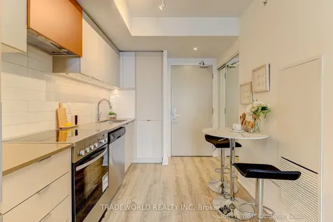 30 Gibbs Road Toronto ON M9B 0E4