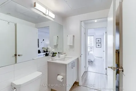 30 Gibbs Road Toronto ON M9B 0E4