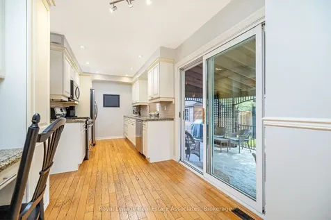 16 Cotswold Court Halton Hills ON L7G 5E5