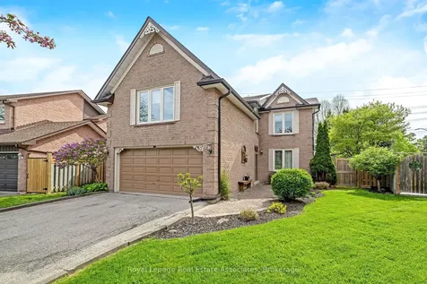 16 Cotswold Court Halton Hills ON L7G 5E5