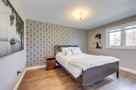 3272 Kings Masting Crescent Mississauga ON L5L 1G6