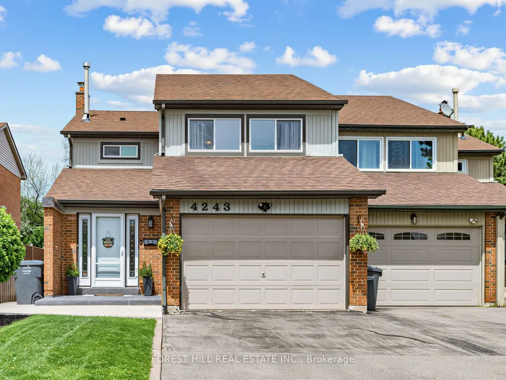 4243 Thom Gardens Mississauga ON L5L 2B4