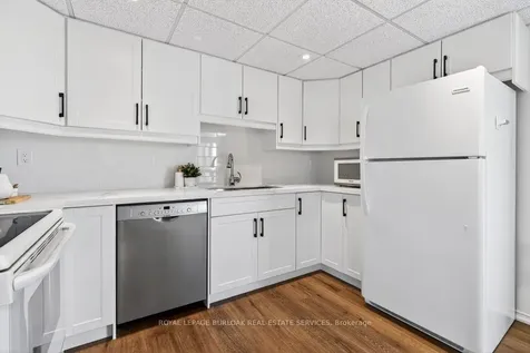 5090 Pinedale Avenue Burlington ON L7L 3V8