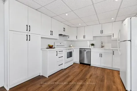 5090 Pinedale Avenue Burlington ON L7L 3V8