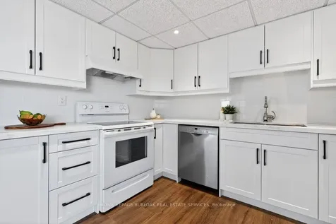 5090 Pinedale Avenue Burlington ON L7L 3V8
