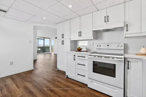 5090 Pinedale Avenue Burlington ON L7L 3V8