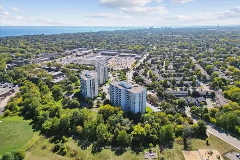 5090 Pinedale Avenue Burlington ON L7L 3V8