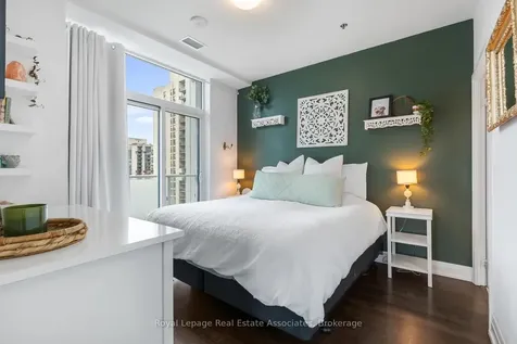 65 Speers Road Oakville ON L6K 0J1