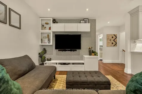 1396 Niels Avenue Burlington ON L7P 2E4