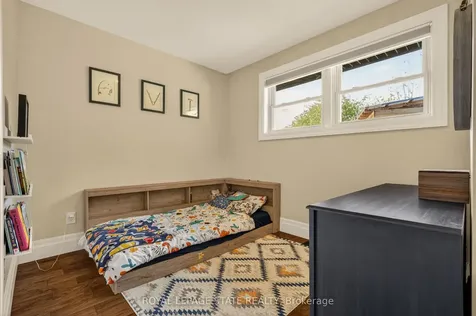 1396 Niels Avenue Burlington ON L7P 2E4