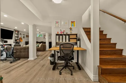 1396 Niels Avenue Burlington ON L7P 2E4