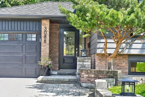 3088 Palmer Drive Burlington ON L7M 1S9