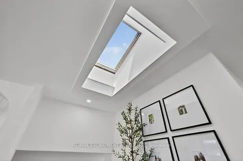 3088 Palmer Drive Burlington ON L7M 1S9
