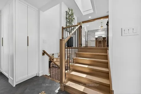 3088 Palmer Drive Burlington ON L7M 1S9
