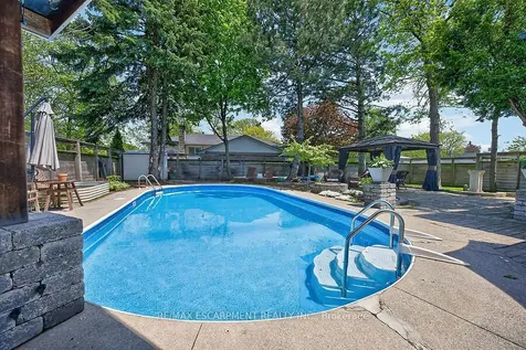 3088 Palmer Drive Burlington ON L7M 1S9