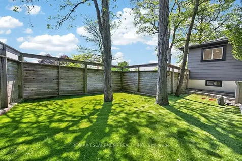 3088 Palmer Drive Burlington ON L7M 1S9