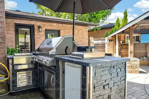 3088 Palmer Drive Burlington ON L7M 1S9