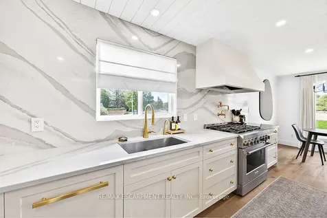 3088 Palmer Drive Burlington ON L7M 1S9