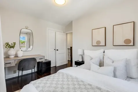 57 Scott Road Toronto ON M6M 3T1